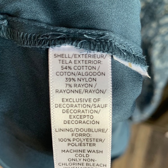 Spaghetti strapped Lace midi dress - Picture 4 of 5